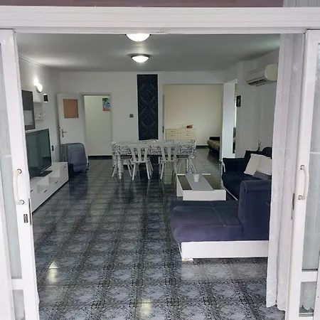 Apartment White *